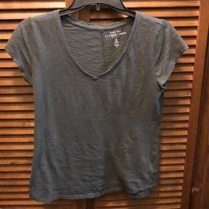 Gap easy tee vneck army green. Xsmall